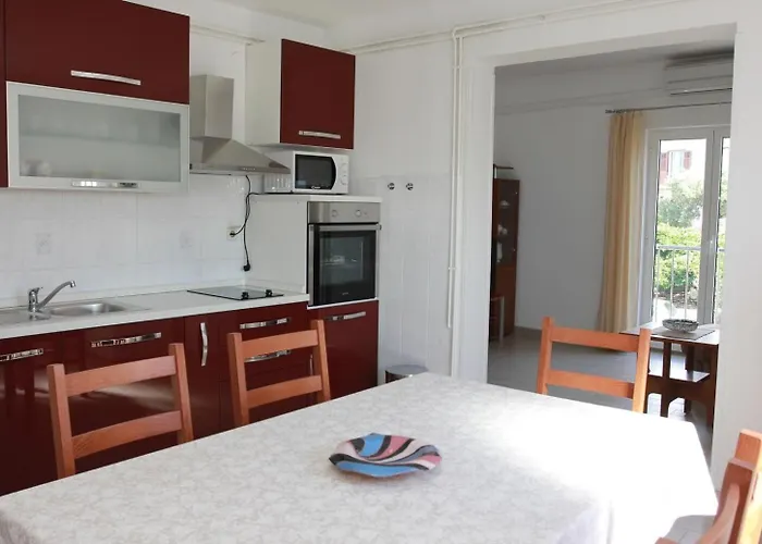 Vinko * 포스티라