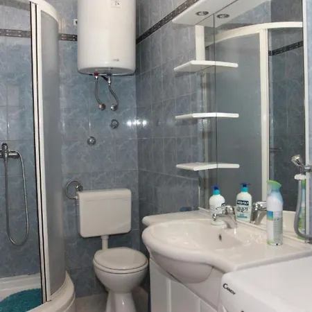 Vinko Apartamento Postira